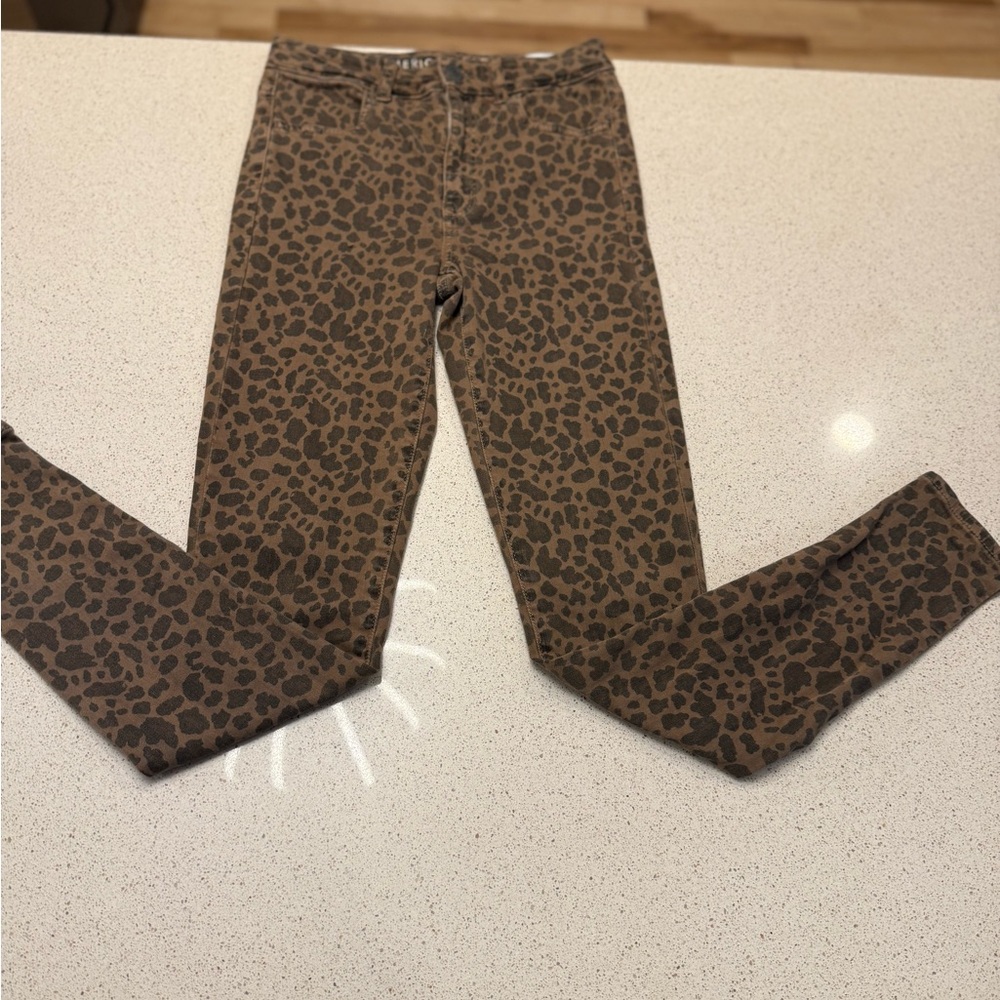 American Eagle Outfitters Brown Leopard Print Pants